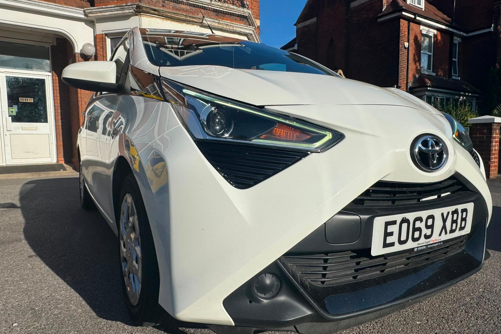 Toyota AYGO x-play